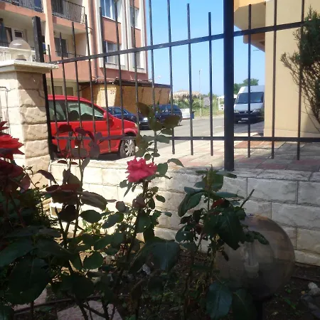 Family Vermona Ξενοδοχείο Πριμόρσκο